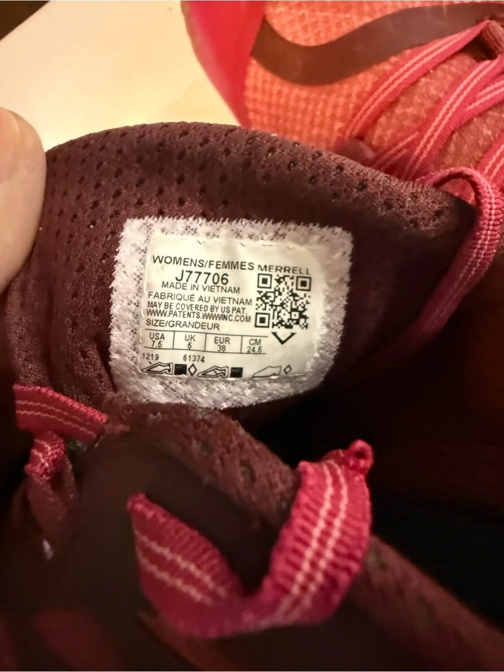 Merrell Vapor Glove Women’s Athletic Sneakers in Burgundy and Pink